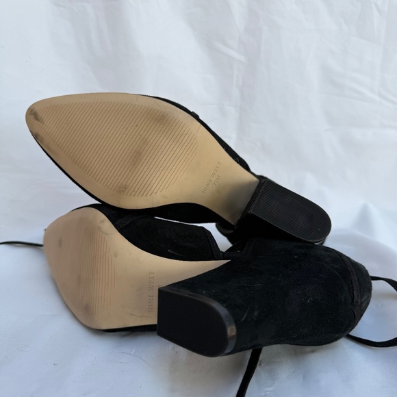 Nine West Elegant Black Lace up Heels - Picture 7 of 7